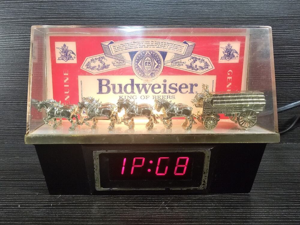 1984 Budweiser King of Beers Clydesdale Lighted Digital Clock Display Man Cave